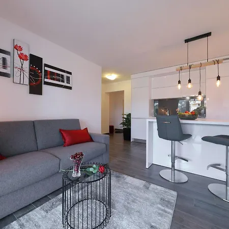Suva Punta, No 3 * Vir