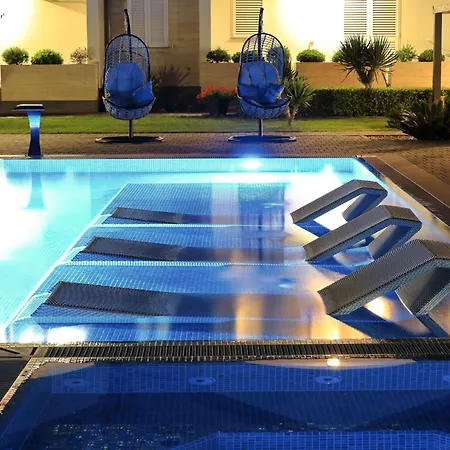 Suva Punta, No 3
