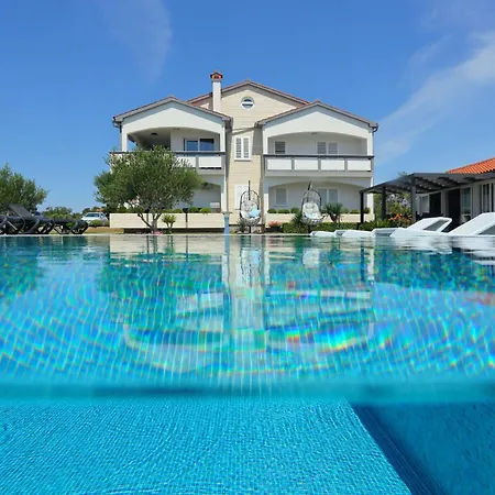 Apartman Suva Punta, No 3 *