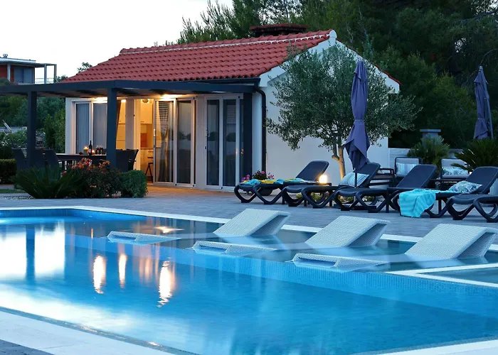 Suva Punta, No 3 * Vir