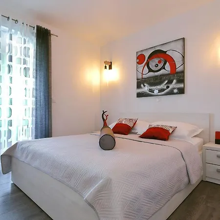 Appartement Suva Punta, No 3 Vir