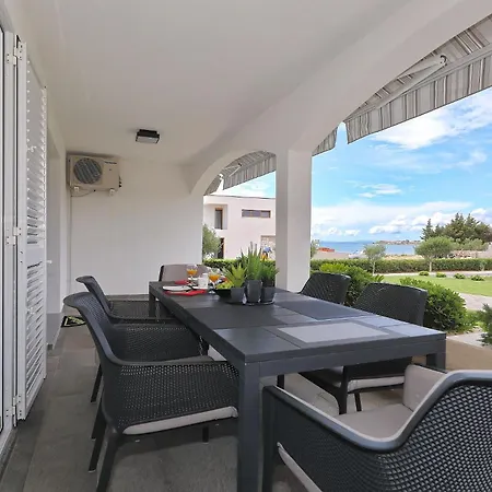 Suva Punta, No 3